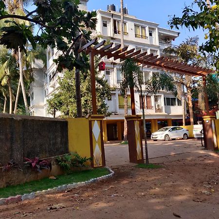 Luxury 2Bhk Apartment Near Calangute Baga Beach With Pool Екстер'єр фото